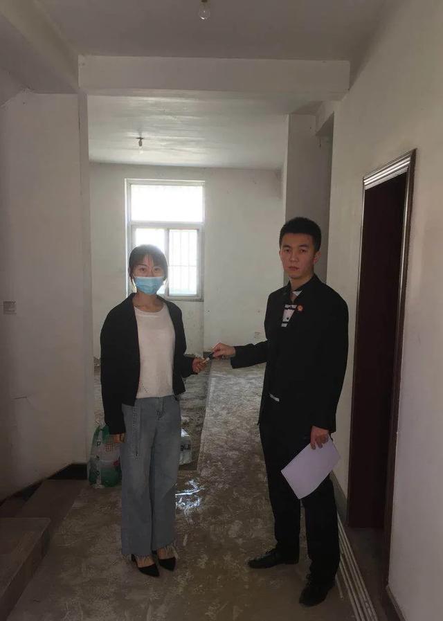 法院拍卖案外人房产成功案例,117万套房贷款被拍卖