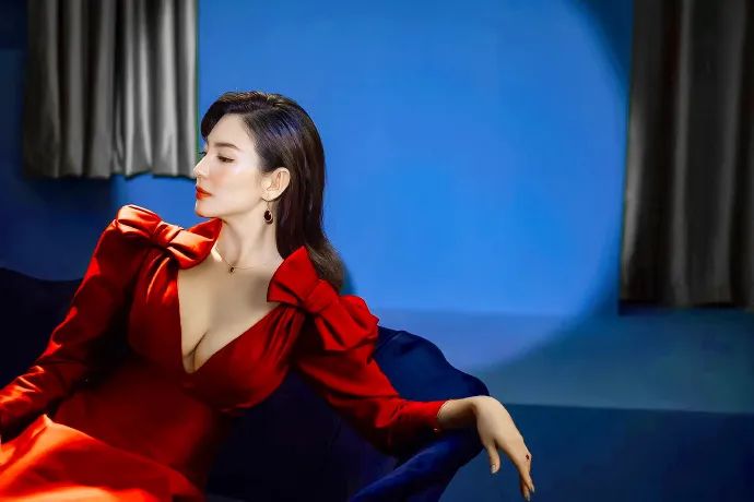 女生胸特别大是病吗,女生变胖胸会大吗