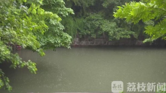 梅雨季节需要治疗肠胃吗,梅雨天气对肠胃的影响