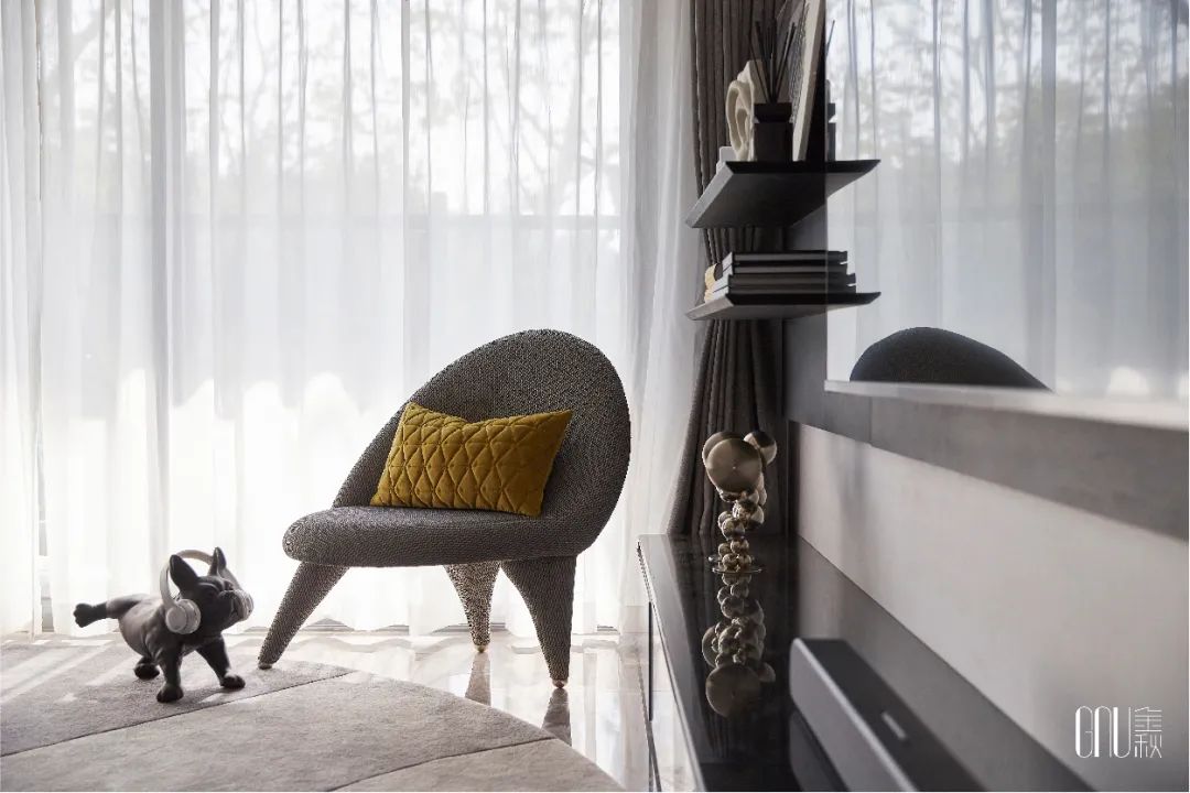 99平方现代轻奢样板房,金秋装修风格图片