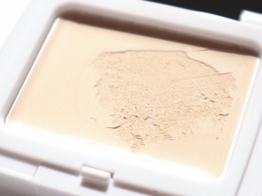 成熟系淡颜妆容御姐妆,清冷厌世风妆容