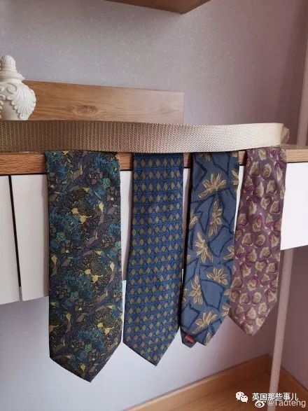 外国网友分享自己淘到的各种旧货,分享一些国外回流稀奇古怪老物件