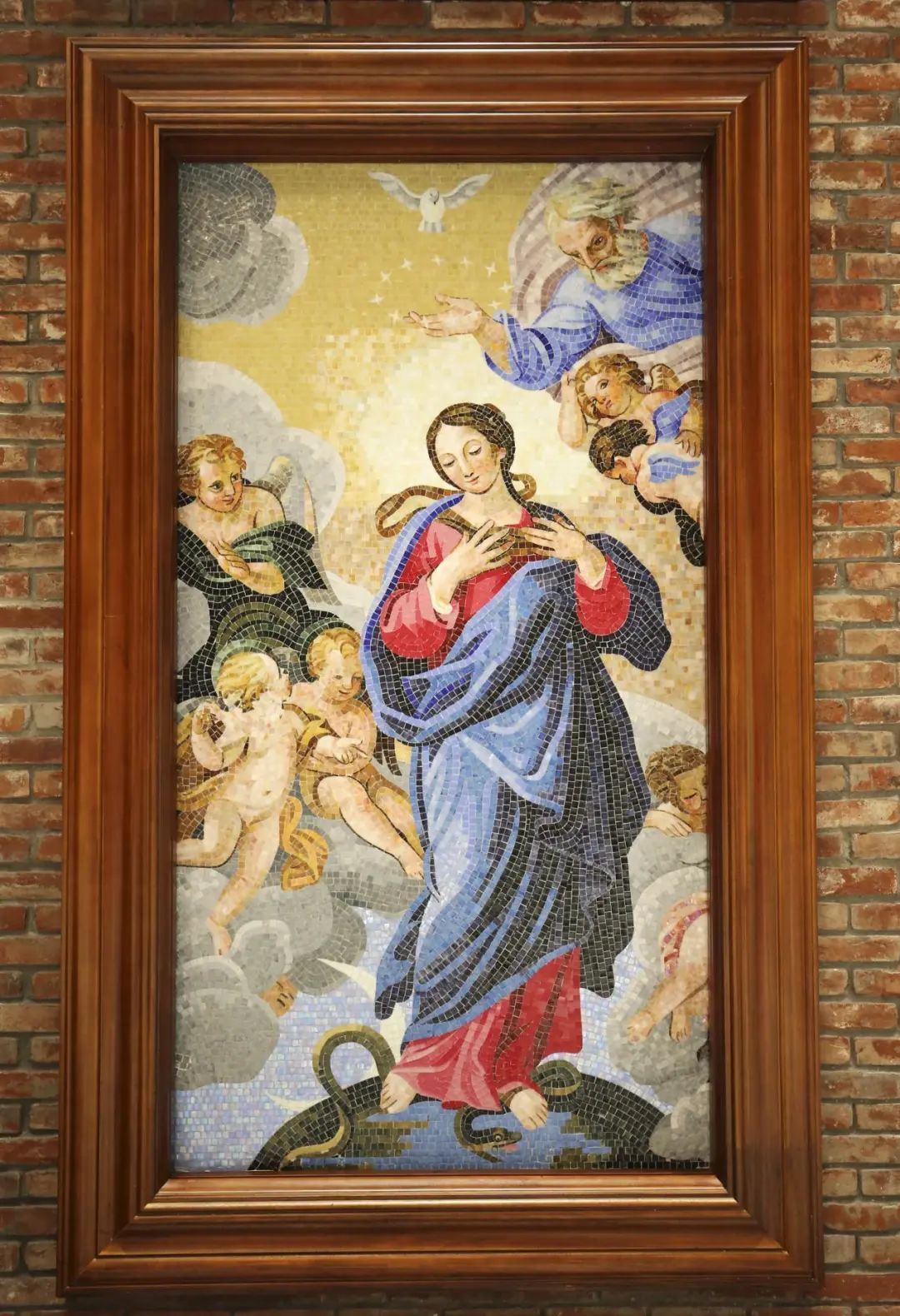 颠覆人心图片,打破女性刻板印象图片素材