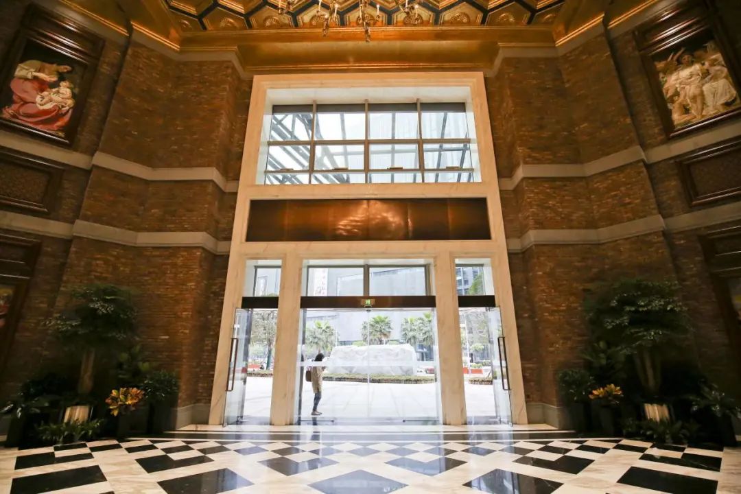 颠覆人心图片,打破女性刻板印象图片素材