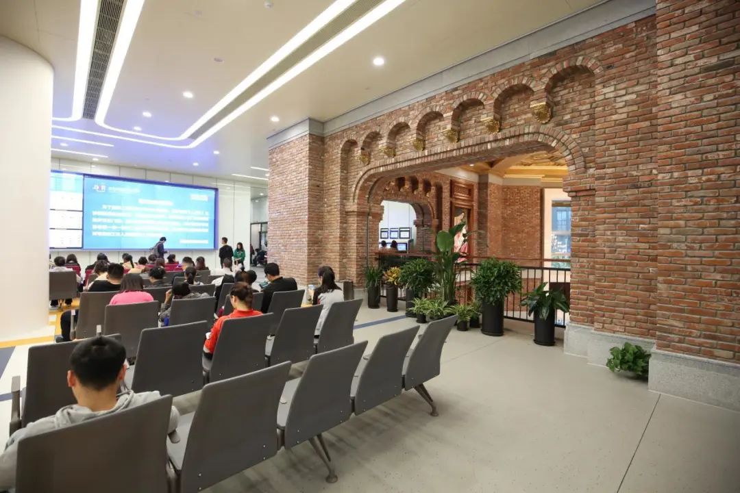 颠覆人心图片,打破女性刻板印象图片素材