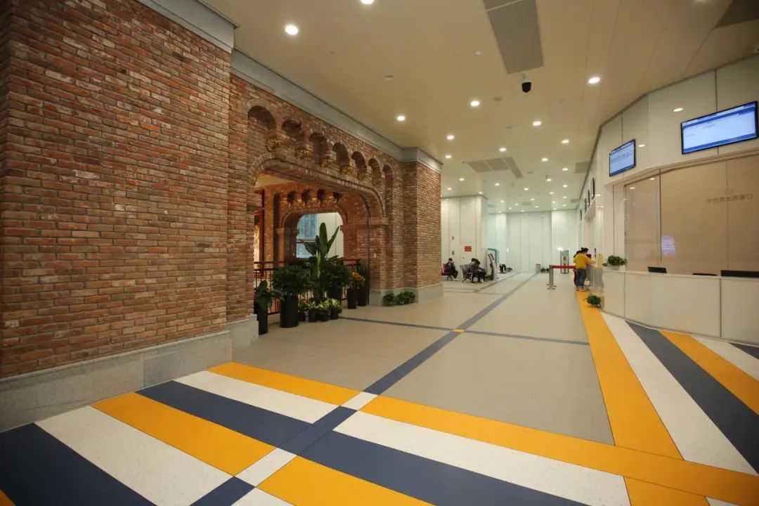 颠覆人心图片,打破女性刻板印象图片素材