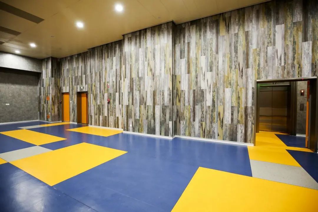 颠覆人心图片,打破女性刻板印象图片素材