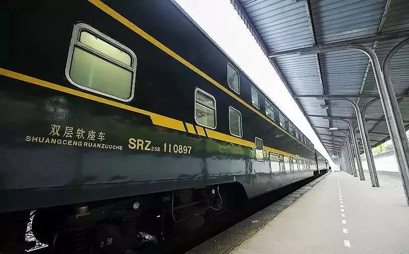 那些年我们坐过的双层列车 (那些年我们坐过的双层火车)