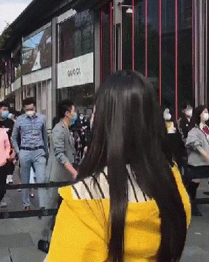 成都太古里街拍出现过哪些网红,成都太古里街拍今日最新潮牌