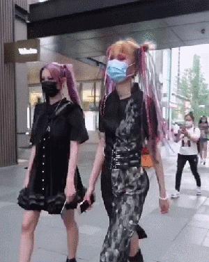 成都太古里街拍出现过哪些网红,成都太古里街拍今日最新潮牌