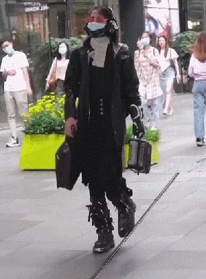 成都太古里街拍出现过哪些网红,成都太古里街拍今日最新潮牌