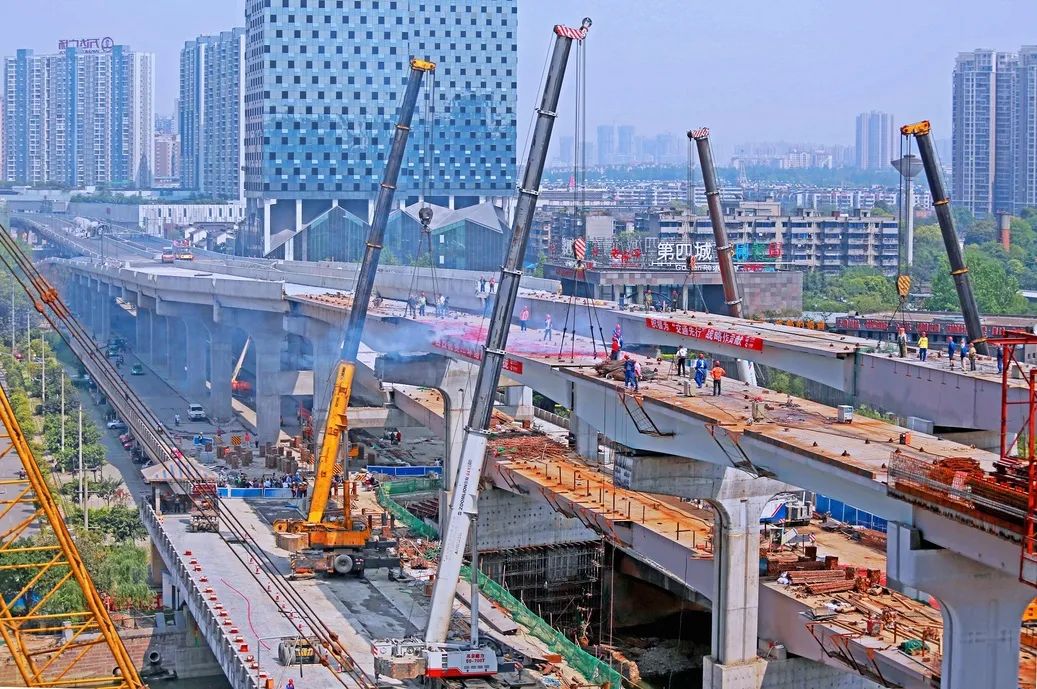 一家大型民营企业的兴衰风雨路,一家民营企业的经历