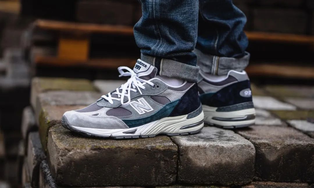 大家都是NewBalance，为啥英产这么“稳”？