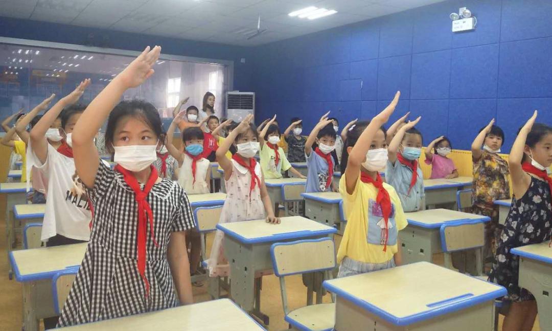 向阳而生活动宣传视频,向阳而生嘉年华出场顺序