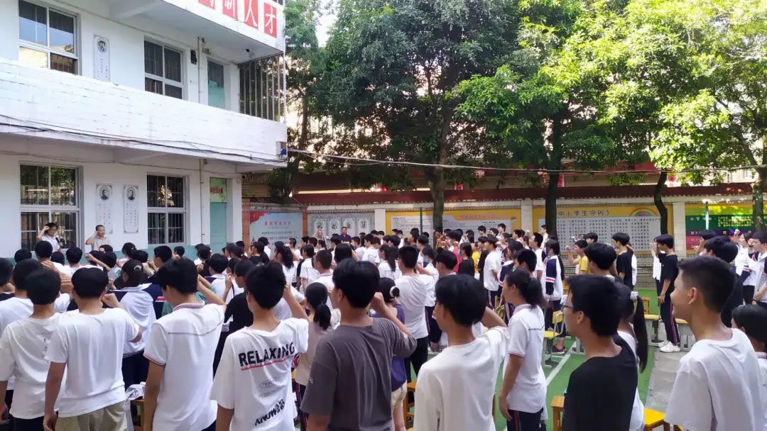 向阳而生活动宣传视频,向阳而生嘉年华出场顺序