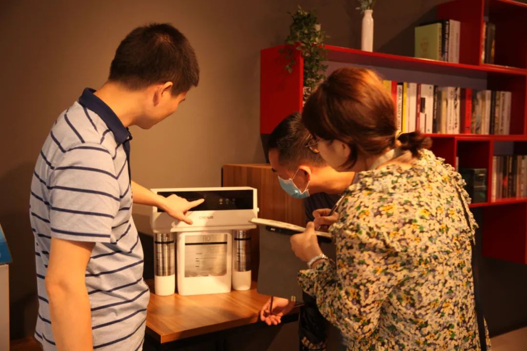 疫情下,杭州知名电器企业“德意”多管齐下化危为“机”,数款拳头产品今起在每满生活开售,在别处买不到这么优惠的价格