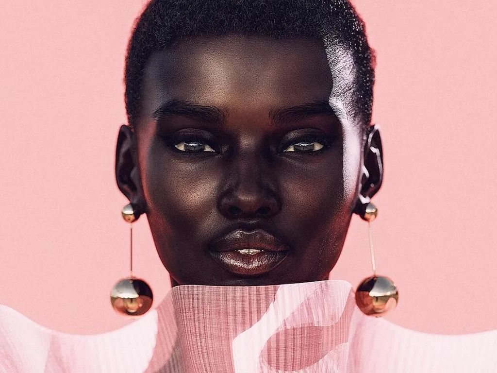 艺术家不需要真人?虚拟形象能够代替吗?