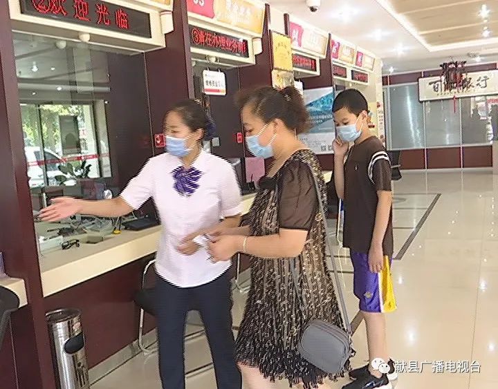 端午送安康公益行,邻里情浓端午送安康主题活动