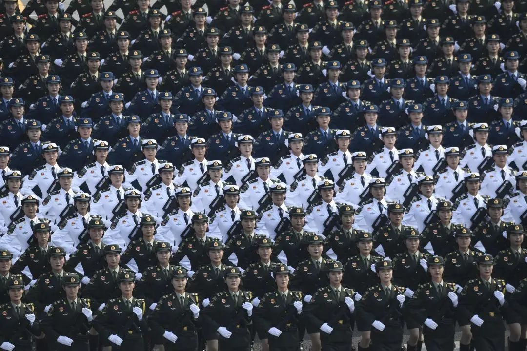 想当女兵上啥学校,想当女兵要什么条件