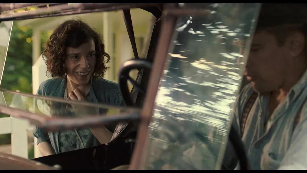 白宫为何求购加拿大农妇的画作?她一生凄凉,却用作品感动世界