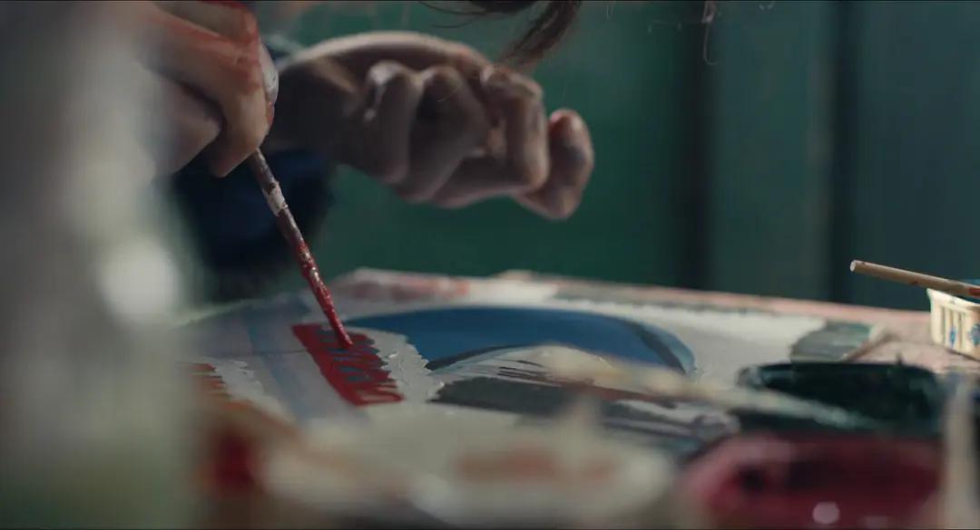 白宫为何求购加拿大农妇的画作?她一生凄凉,却用作品感动世界