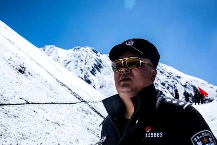 他们不是山神，却是虫草山上的守护神！