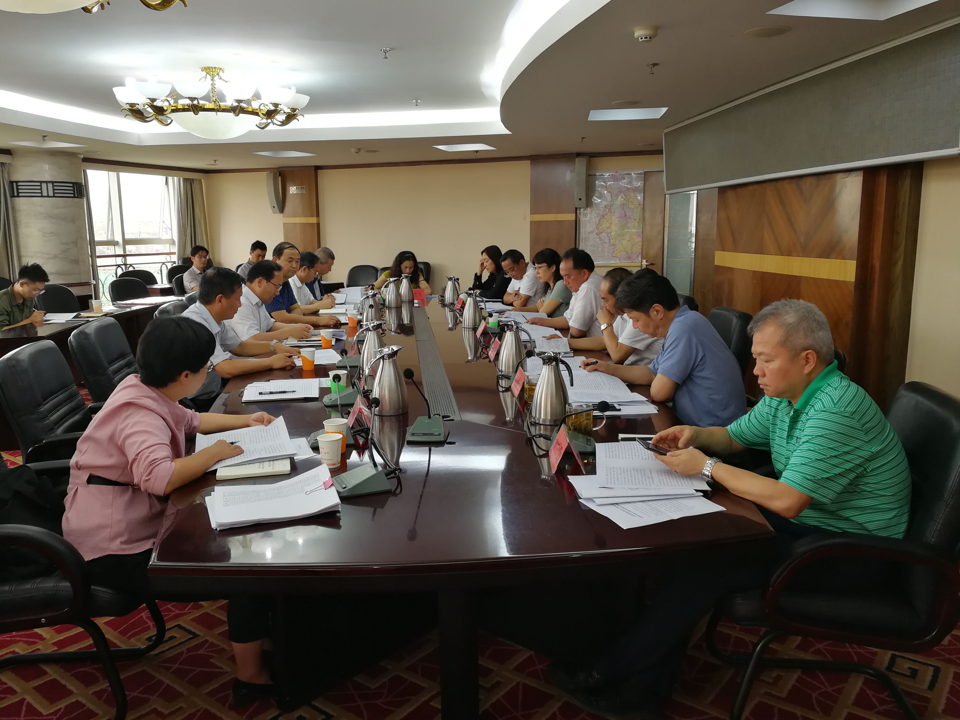 「丽江热线」郑艺在昆与重点企业会谈到省级部门汇报对接深化合作互利共赢争取支持推动发展