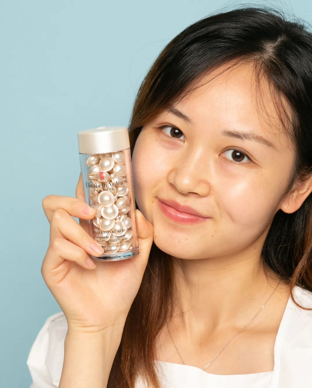 比起「拍一拍」，成年人明明更想要「啵啵」啊