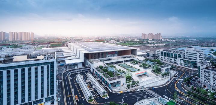 杭州火车南站接人攻略,杭州火车南站换乘15分钟够吗