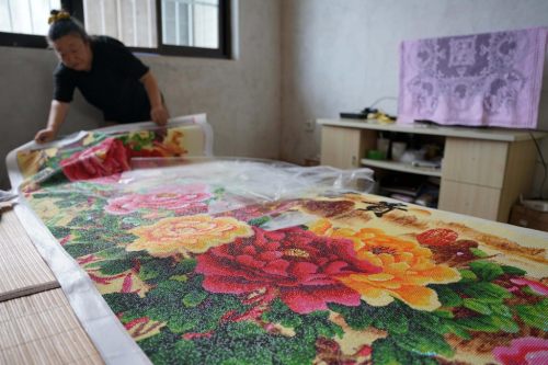 22米手工清明上河图,13岁女孩儿独自完成清明上河图