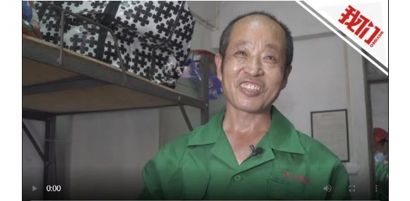 “图书馆留言大叔”的告别信:打工仔留住了他的“天堂”