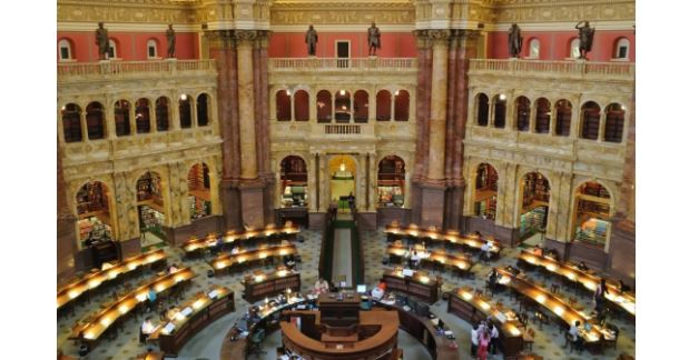 “图书馆留言大叔”的告别信:打工仔留住了他的“天堂”