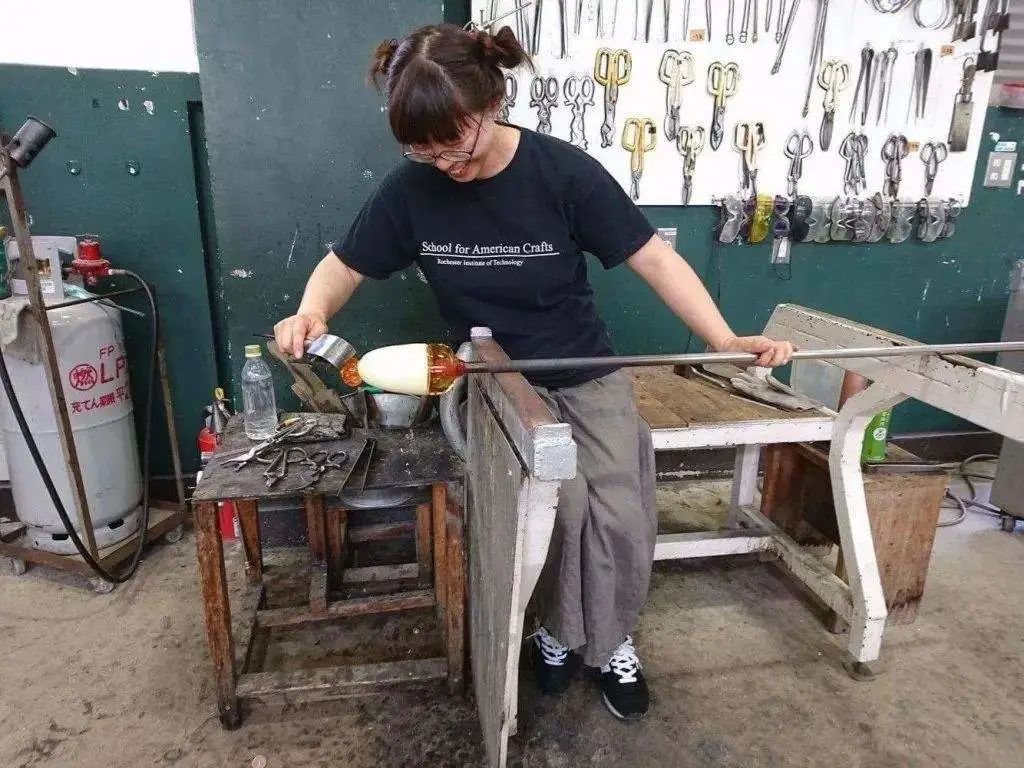 鎵嬪伐鍑ゅ啝澶撮グ鍥㈡墖,鍥㈡墖鍎跨鎵嬪伐