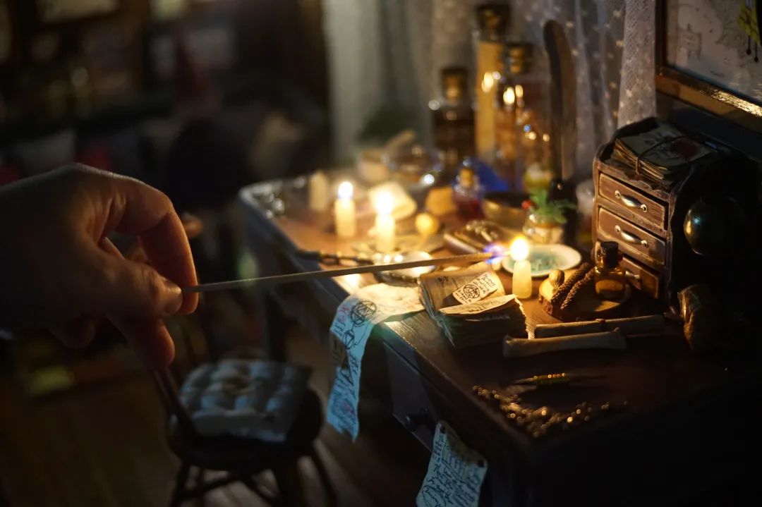 鎵嬪伐鍑ゅ啝澶撮グ鍥㈡墖,鍥㈡墖鍎跨鎵嬪伐