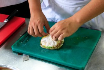 天冷卖竹筒粽子如何保存热乎乎的,竹筒粽子怎么保存才不发霉不变形