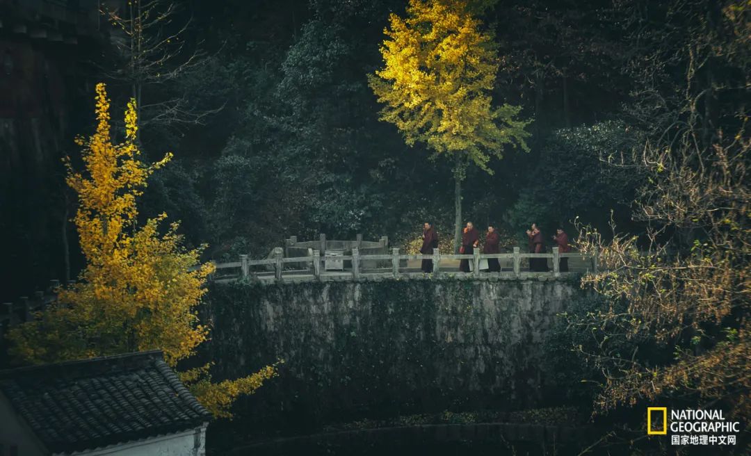 九华山不能去后山吗,九华山必须要爬吗