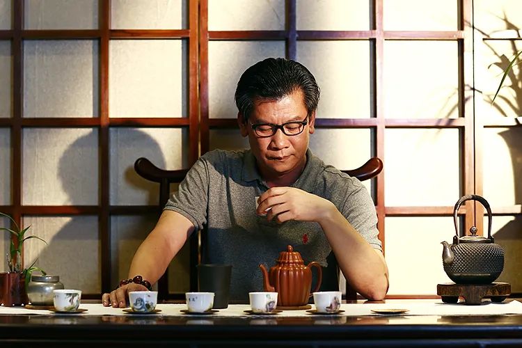 陈年古董普洱茶,普洱生茶老古董茶