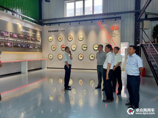 一汽解放领导走近用户，调研乐行无忧成都卡车司机之家