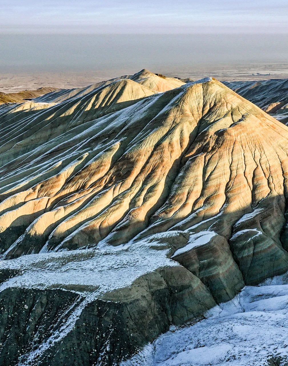 塔里木大沙漠能绿化吗,除了无人区哪里还有戈壁滩