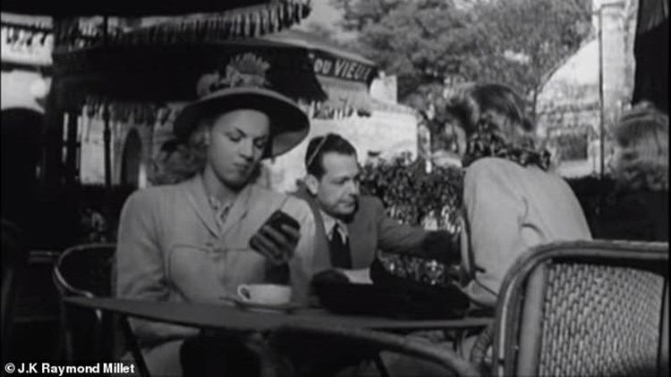 智能手机已经出现多少年了,30年前一部电影预言了智能手机