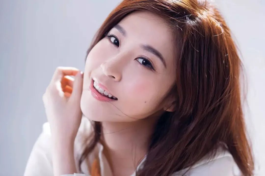 陈洁丽全球首张粤语cd,陈洁丽歌曲爱的见证