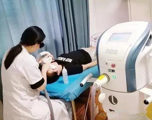 快来看!干眼治疗的新*器武**你见过吗?