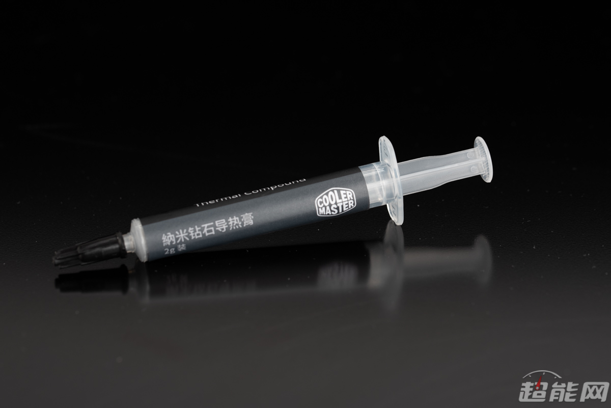 鑫谷冰焰V5硅脂评测:高效散热,价格亲民