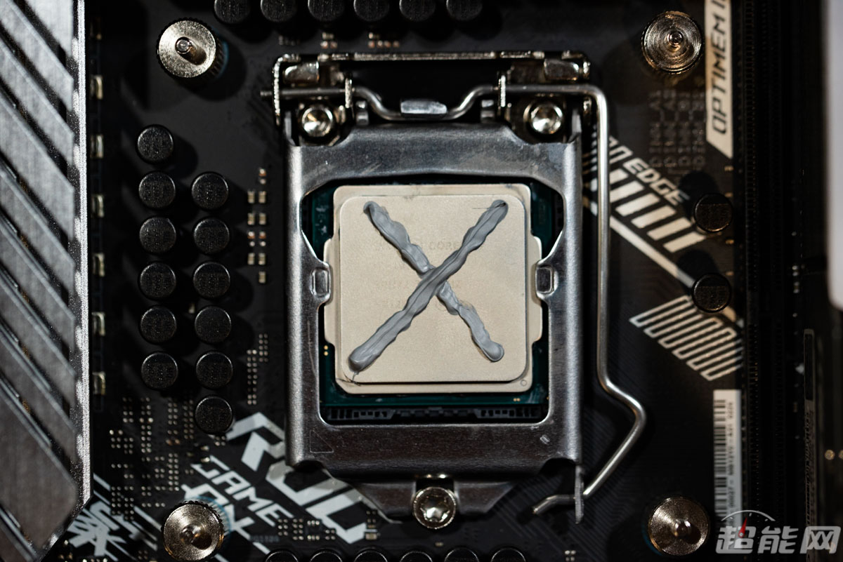 鑫谷冰焰V5硅脂评测:高效散热,价格亲民