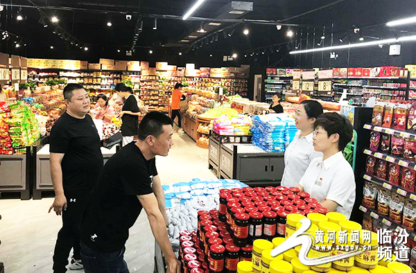 村镇银行在精准营销方面,农商银行主动营销裂变营销