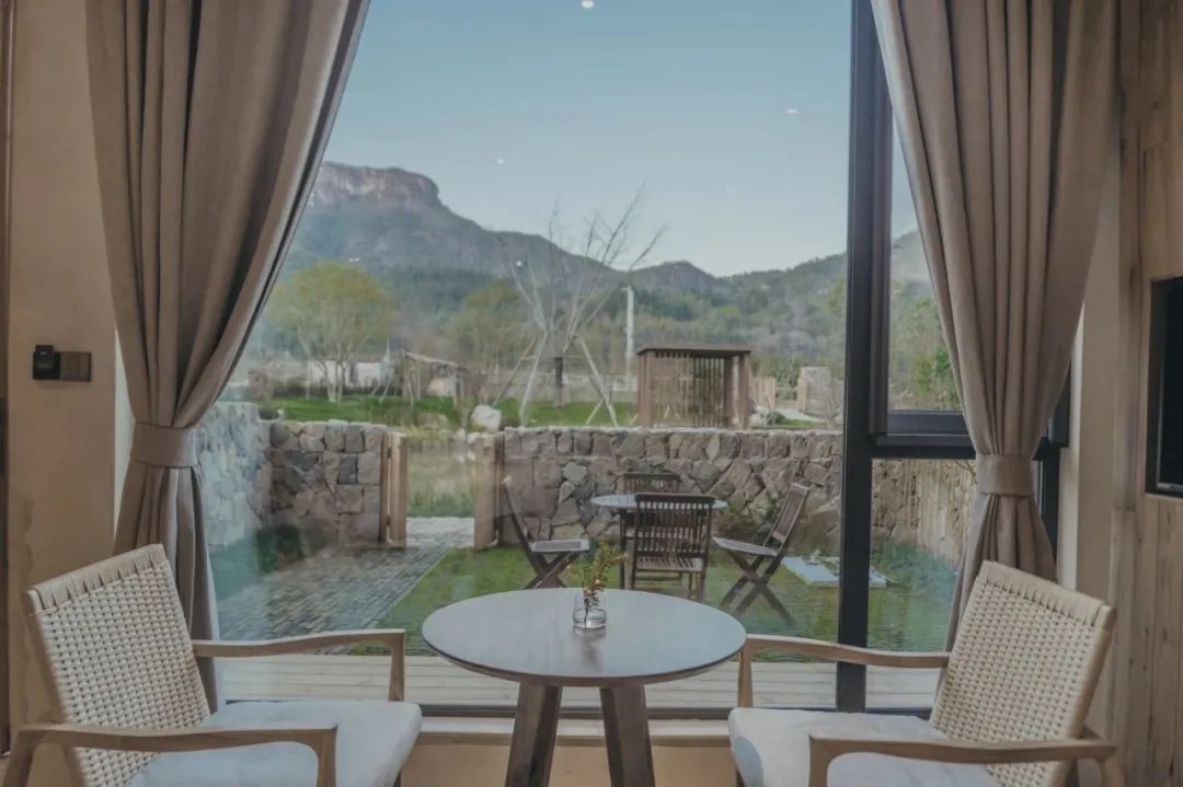 娄艺潇住的哪个酒店,娄艺潇旅游住民宿