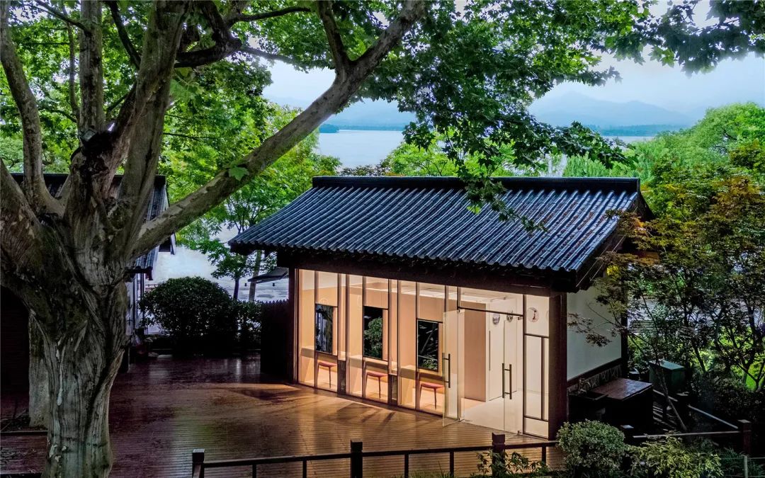 杭州西湖汉服体验馆多少钱一天,想在小镇上开个汉服体验馆