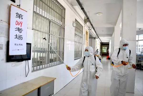 高考作文题出炉！全国Ⅰ卷难倒网友：我题都审不明白……