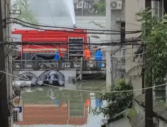 每小时2个西湖冲向下游,新安江水库水位开始下降!建德30万人受影响,桐庐多处汪洋