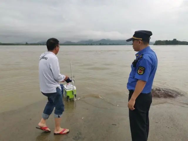 每小时2个西湖冲向下游,新安江水库水位开始下降!建德30万人受影响,桐庐多处汪洋